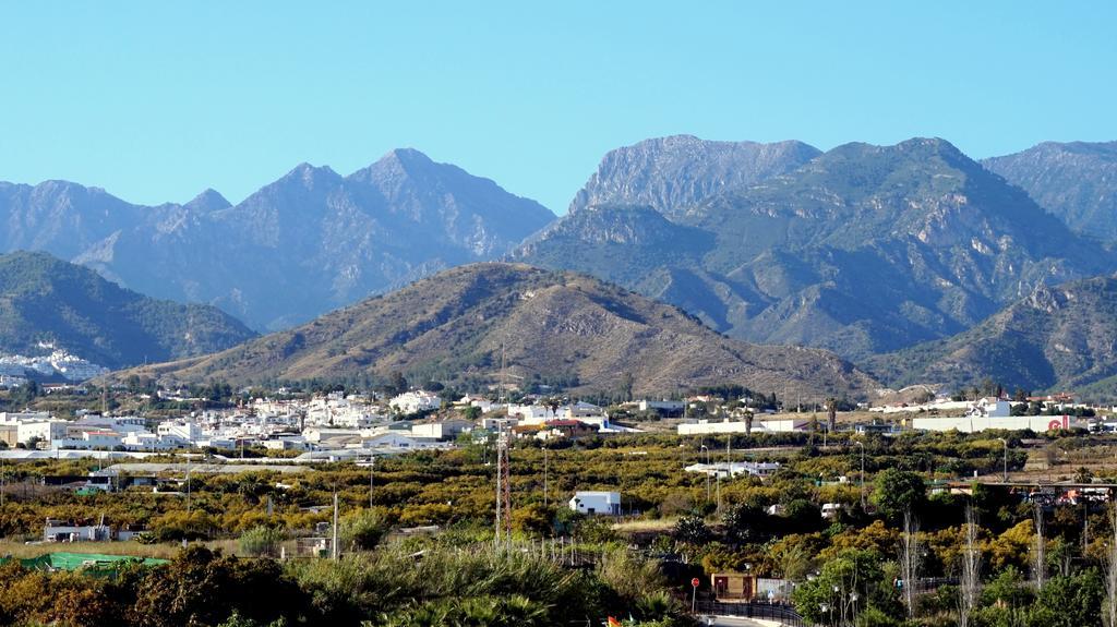 Apartamentos Starnerja En Stella Maris Nerja Quarto foto